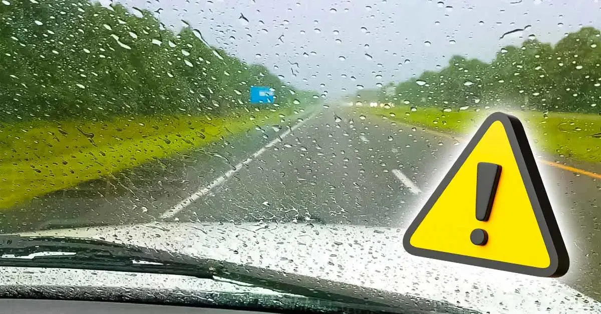 Les Essuie Glaces De Votre Voiture Laissent Des Traces Deau Et Font Du